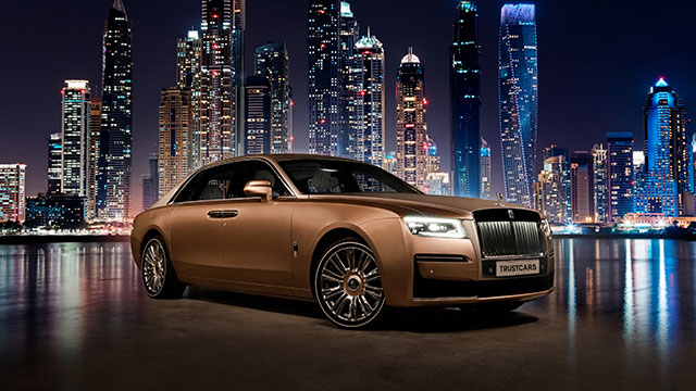 Luxury car rental in Dubai